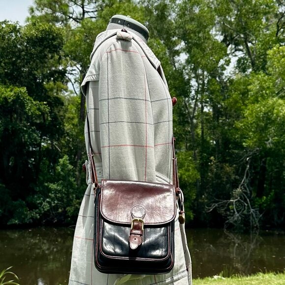 Brahmin Vintage Tuscan Black & Brown Leather Crossbody Two Tone Medallion Charm - Picture 5 of 16